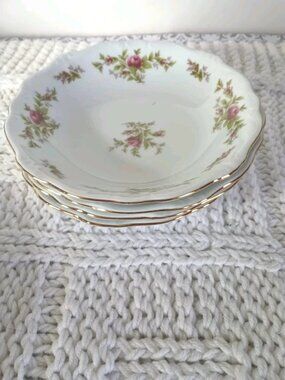 Lot Of 4 Vintage Johann Haviland Bavaria Germany Moss Rose Gold Rim Soup Bowls